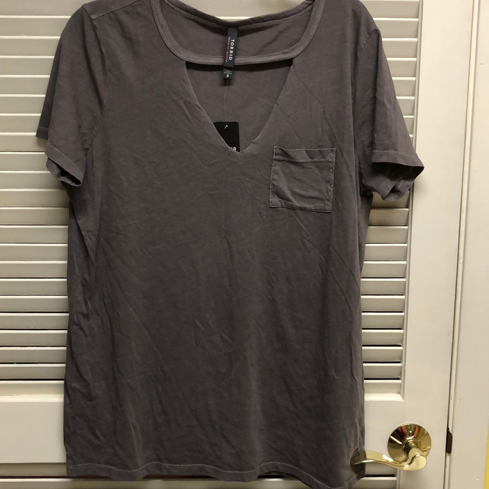 Grey choker tee